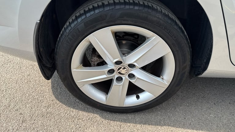 2015 Skoda Fabia 1.2 TSI SE L 5dr DSG ESTATE PETROL Automatic