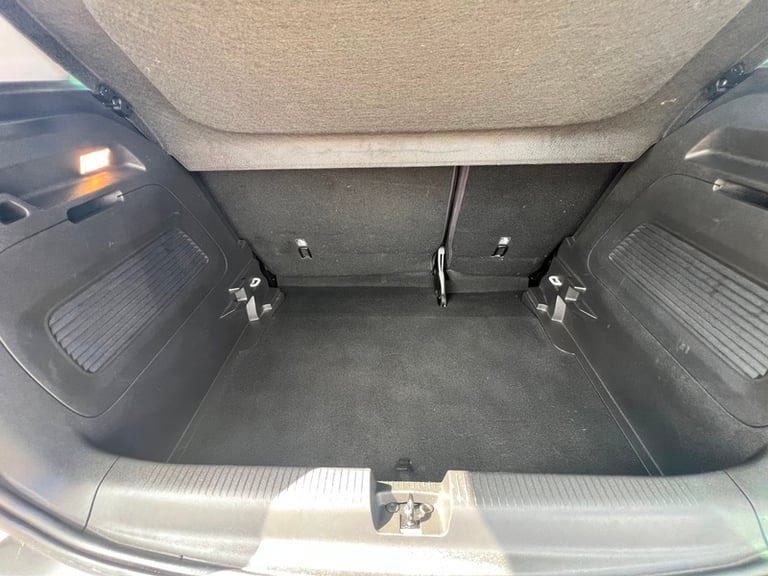 Vauxhall CROSSLAND 1.2 Turbo Griffin SUV 5dr Petrol Manual Euro 6 (s/s) (110 ps)