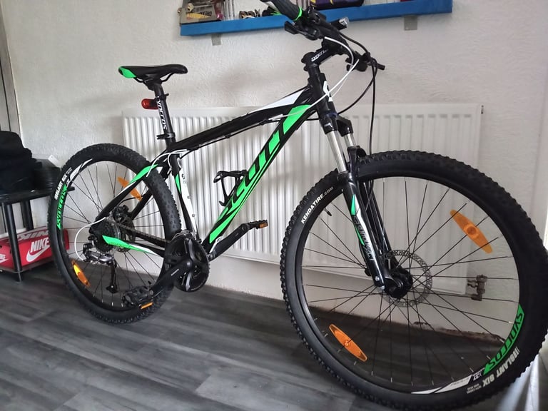image for Men's Scott aspect Like new mountain bike 