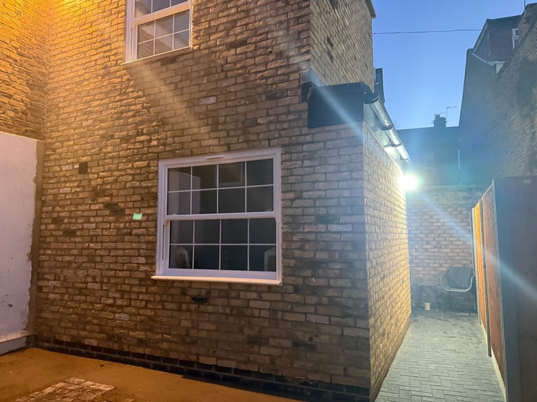 Stunning Newly Built One-Bed Duplex Flat  