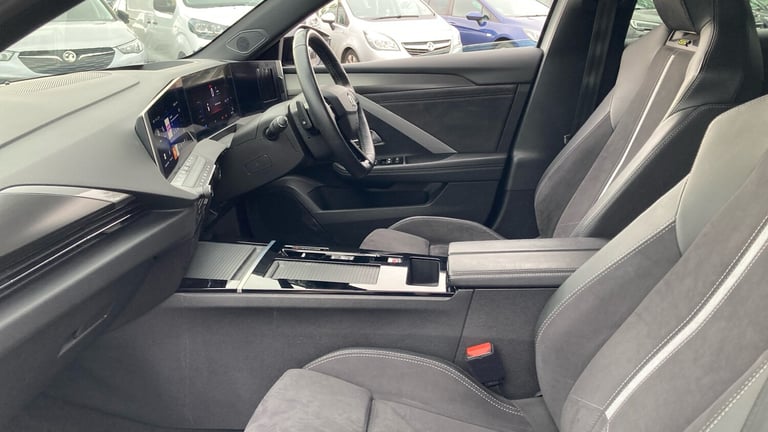 2023 Vauxhall Astra 1.6 Plug-in Hybrid GSe 5dr Auto Hatchback Hatchback Hybrid Automatic