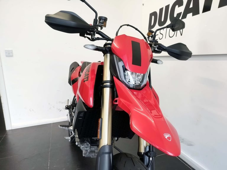 2025 Ducati Hypermotard 698 Mono Red 925 Miles | £176 Dep & £176 pcm