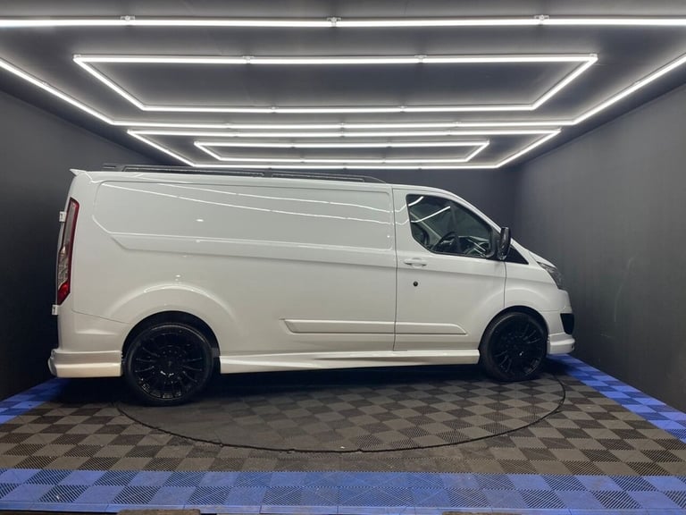 2015 Ford Transit Custom 2.2 TDCi 125ps Low Roof Trend Van PANEL VAN DIESEL Manual