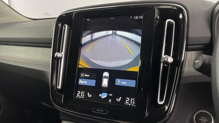 2021 Volvo XC40 Inscription T3 manual Manual SUV Petrol Manual