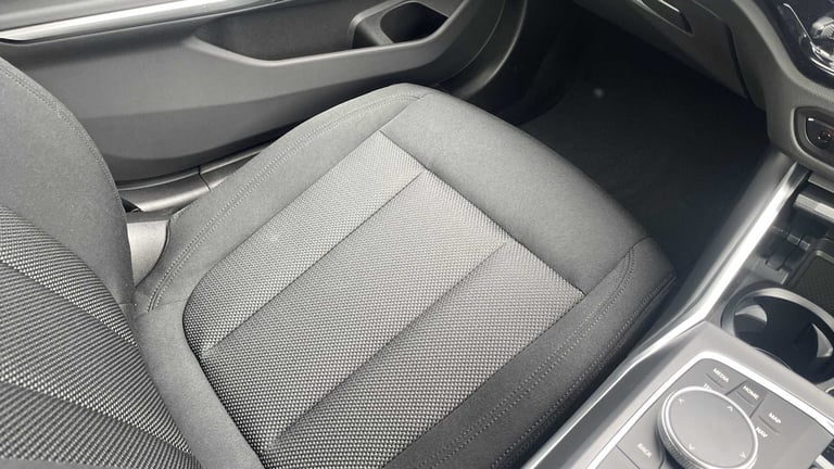 2025 BMW 3 Series 330e 22.3 kWh Sport 4dr Step Auto Saloon Plug-In Hy Automatic