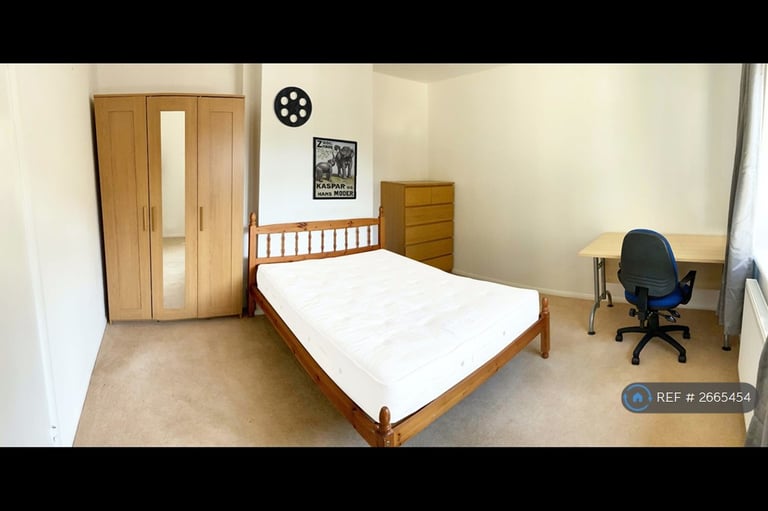 5 bedroom house in St. Johns Road, Guildford, GU2 (5 bed) (#2665454)