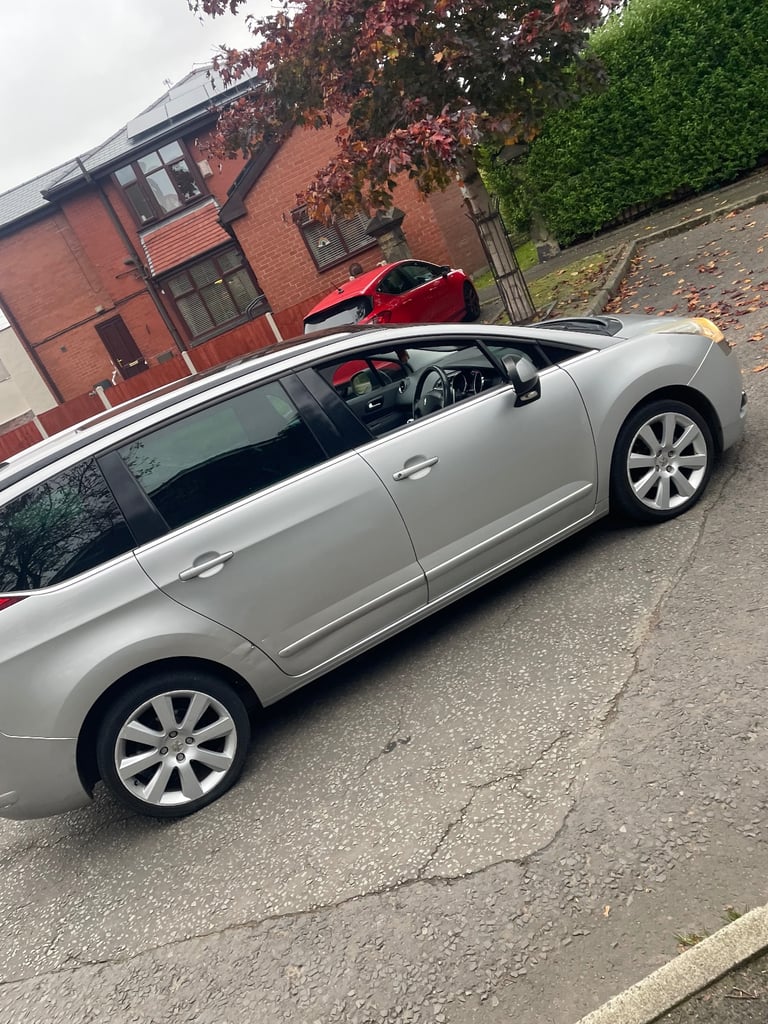 Peugeot, 5008, MPV, 2012, Semi-Auto, 1560 (cc), 5 doors