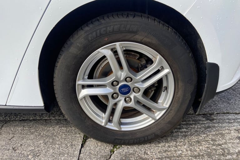 2020 20 FORD FOCUS 1.0T ECOBOOST ZETEC HATCHBACK 5DR PETROL MANUAL EURO 6 (S/S) 