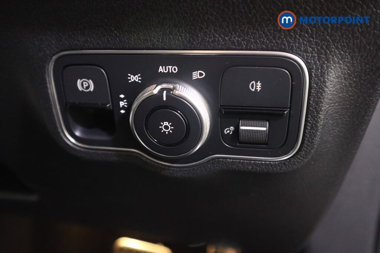 2022 Mercedes-Benz GLB GLB 200d AMG Line Premium 5dr 8G-Tronic SUV Diesel Automatic