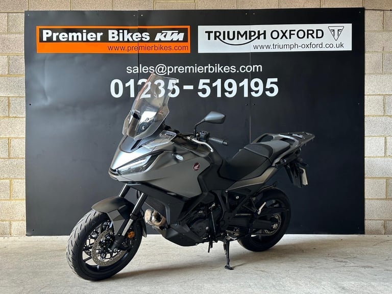 STUNNING LOW MILEAGE 2022/22 HONDA NT1100 MOTORCYCLE 