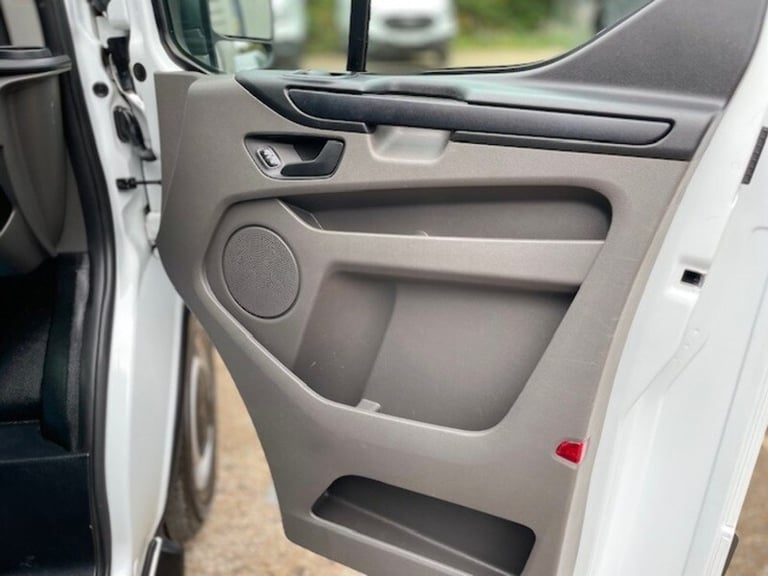 2023 Ford Transit Custom 300 EcoBlue Leader Panel Van Diesel Manual