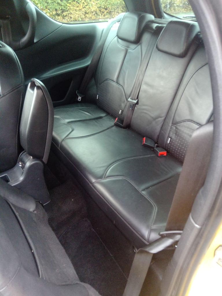 Citroen, DS3, Hatchback, 2013, Manual, 1560 (cc), 3 doors