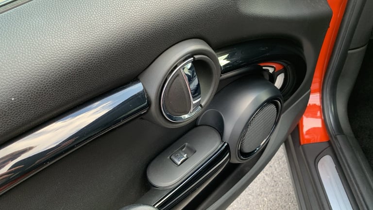 2018 MINI Hatch 1.5 Cooper Hatchback 3dr Petrol Steptronic Euro 6 (s/s) (136 ps) Hatchback Petrol...