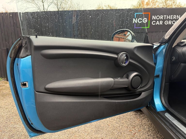 2015 MINI Hatch 1.5 Cooper Euro 6 (s/s) 3dr HATCHBACK Petrol Manual