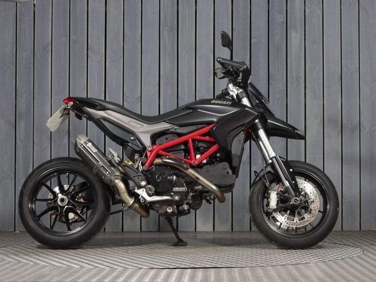 2013 13 DUCATI HYPERMOTARD 821