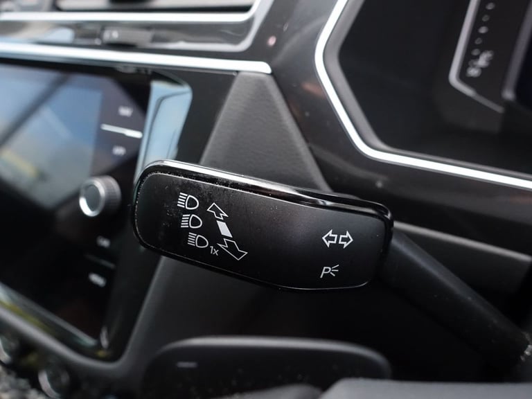 2019 Volkswagen Tiguan 2.0 TSI SEL SUV 5dr Petrol DSG 4Motion Euro 6 (s/s) (190 ps) ESTATE Petrol...