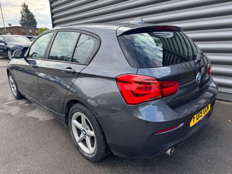 2019 BMW 1 Series 116d SE Business 5dr [Nav/Servotronic] HATCHBACK DIESEL Manual