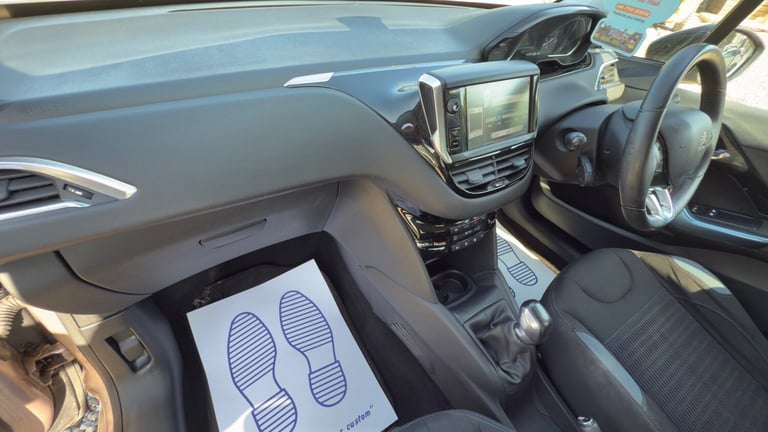 2013 Peugeot 208 1.2 e-VTi Allure 5dr EGC HATCHBACK Petrol Manual