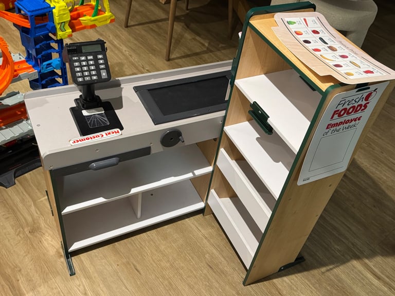 Melissa & Doug Fresh Mart Grocery Store / Checkout Counter