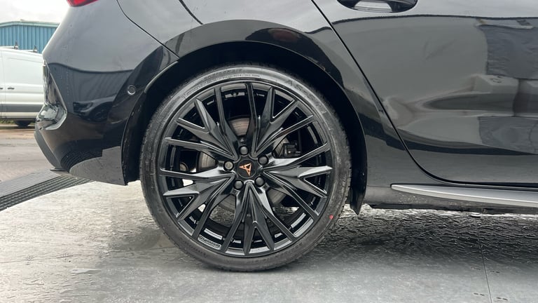 2024 Cupra Leon 1.4 eHybrid VZ2 Design Edition 5dr DSG HATCHBACK PETROL/ELECTRIC Automatic