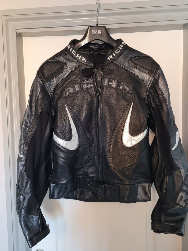 Richa. Mens two piece leathers. 