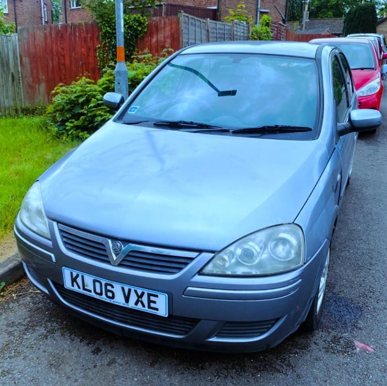 Vauxhall corsa automatic ulez 66k very good car full 8 months MOT