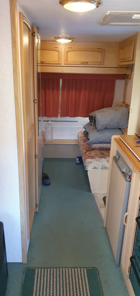 2000 Bailey Ranger 5 Berth Caravan For Sale