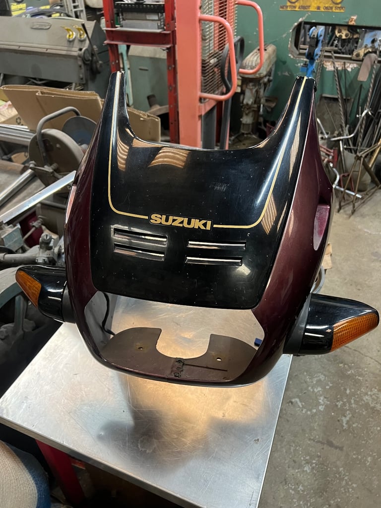 image for Suzuki GSX110F 1987-1994 Top Fairing & Indicators