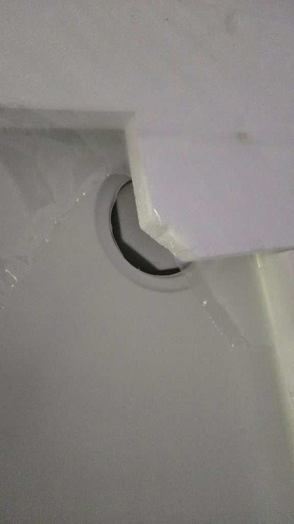 Brand new shower tray 1600x800