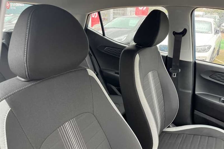 2025 Hyundai i10 1.2 [79] Advance 5dr Auto [Nav] HATCHBACK PETROL Automatic