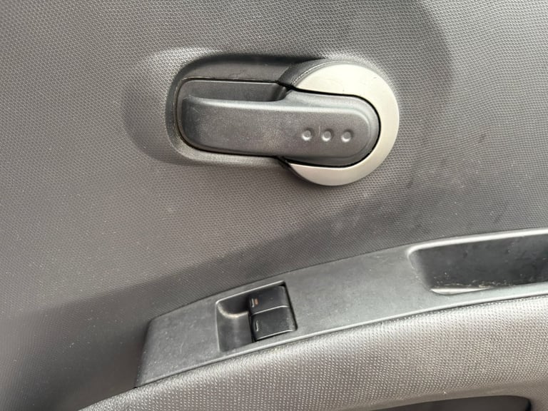 2009 Nissan Micra Visia - Long MOT - ULEZ Compliant - 5 Doors - Ideal First Car - Image 15