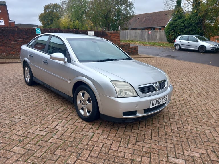 image for 2002 Vauxhall Vectra 2.2i 16v LS Hatchback 5dr Petrol Automatic (226 g/km  143