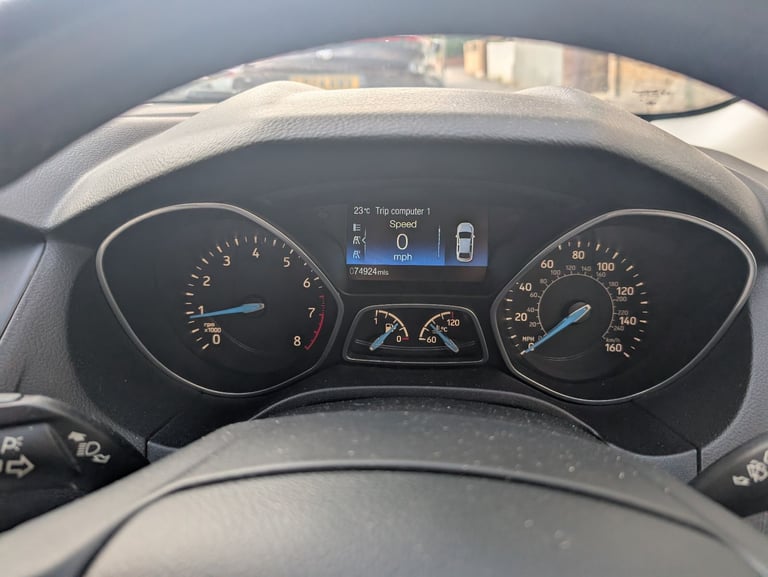 Ford, FOCUS, Hatchback, 2016, Manual, 999 (cc), 5 doors