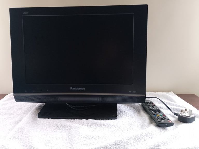 image for Panasonic 19 inch screen colour TV - full working order!