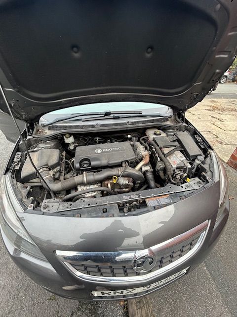 Vauxhall, ASTRA, Hatchback, 2011, Manual, 1686 (cc), 5 doors