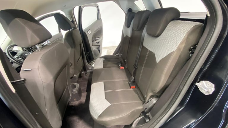 2015 Ford Ecosport 1.5 Zetec 2WD Euro 5 5dr HATCHBACK Petrol Manual