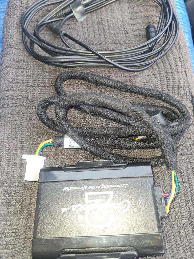 2connect car audio TOYOTA upgrade audio Aygo Corolla Avensis Rav4 etc