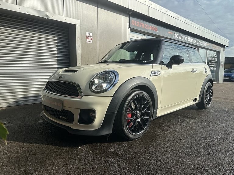 2011 MINI Hatch John Cooper Works Hatchback Petrol Manual