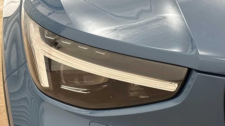 2025 Volvo XC40 2.0 B4 MHEV Ultra Bright DCT Auto Euro 6 (s/s) 5dr ESTATE Petrol/Electric Hybrid ...