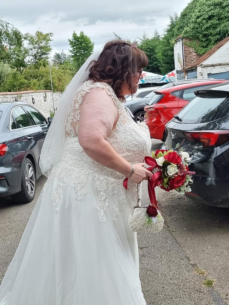 image for Breadux wedding dress 