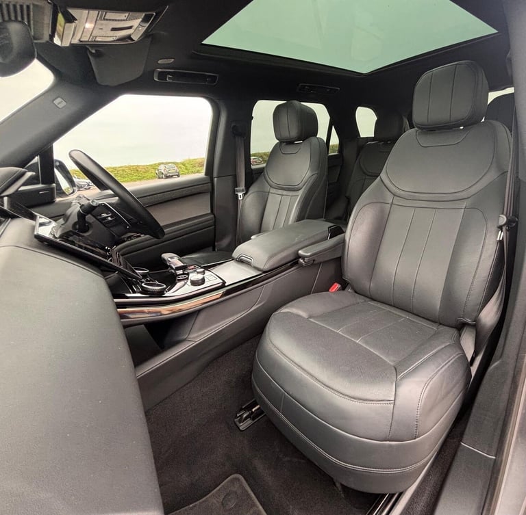 2022 Land Rover Range Rover Sport 3.0 D300 MHEV Dynamic SE Auto 4WD Euro 6 (s/s) 5dr ESTATE Diese...