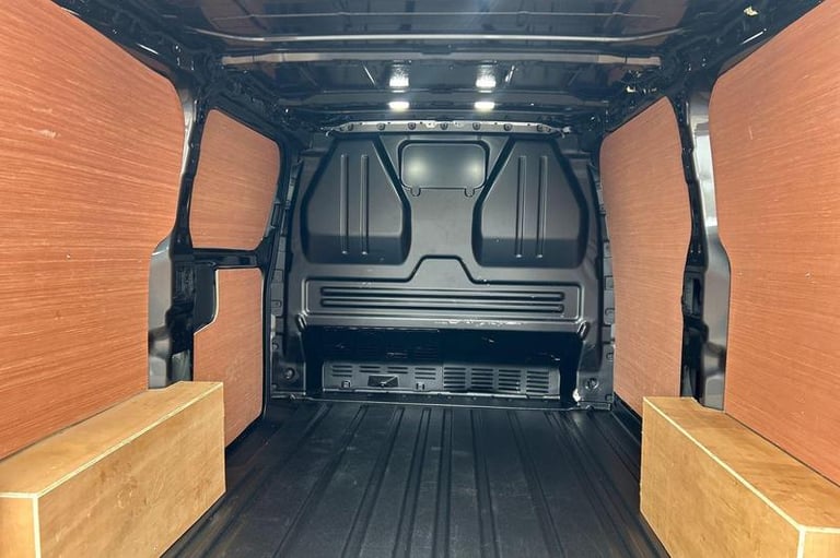 2025 Ford Transit Custom 2.0 EcoBlue 136ps H1 Van Limited Auto PANEL VAN DIESEL Automatic