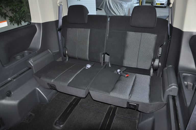 2010 Mitsubishi Delica D5 4WD ROADEST MPV Petrol Automatic