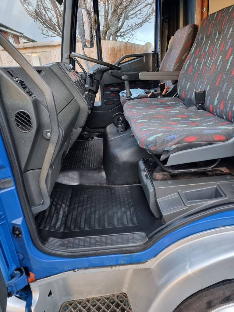 Ford Iveco horse box 7.5t