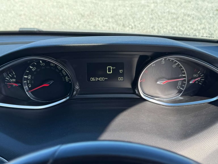 2016 Peugeot 308 1.6 308 Allure SW HDi Blue S/S 5dr Estate Diesel Manual