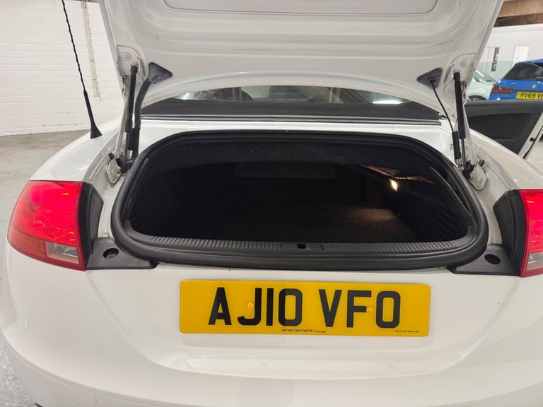 AUDI TT 1.8 TFSI White Manual Petrol 2010