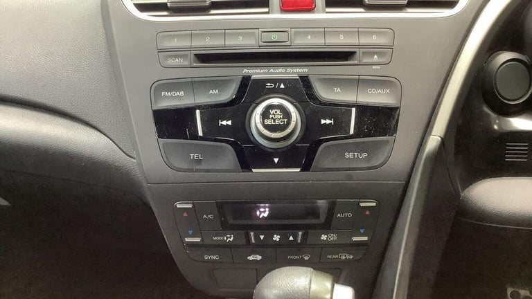 HONDA CIVIC 1.8 i-VTEC SE Plus Auto Euro 5 5dr 2015