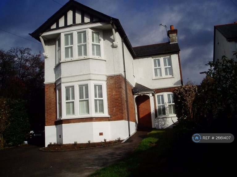 image for 5 bedroom house in West Wycombe Road, High Wycombe, HP12 (5 bed) (#2661407)