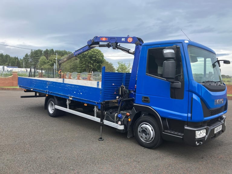 2016 Iveco Eurocargo drop side with pm series 4 crane Hiab euro 6
