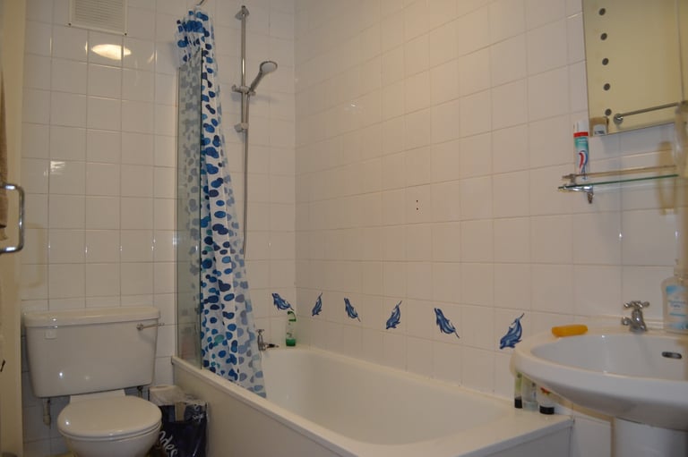 Beautifully Presented 4 Bedroom House